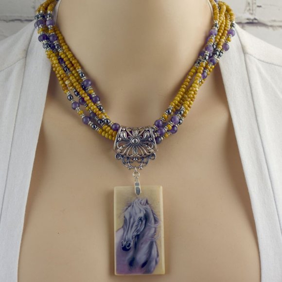 Seed Bead Amethyst Agate Horse Necklace Set - Picture 1 of 5
